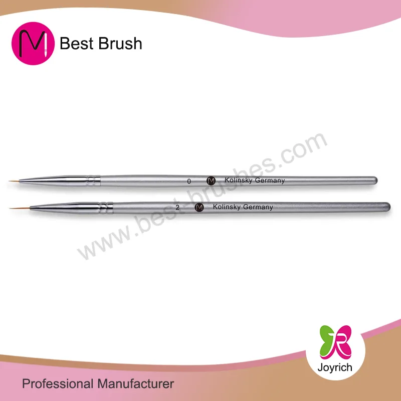 Brosse à ongles avec manche en bois argenté